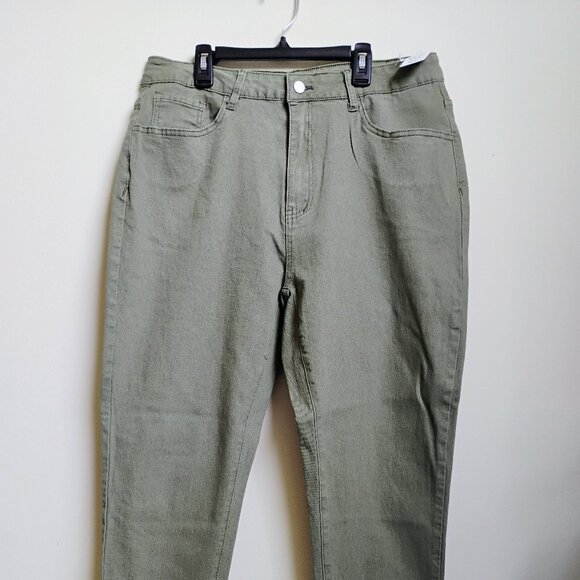 2xl stretch jeans - sage green color - Picture 1 of 4